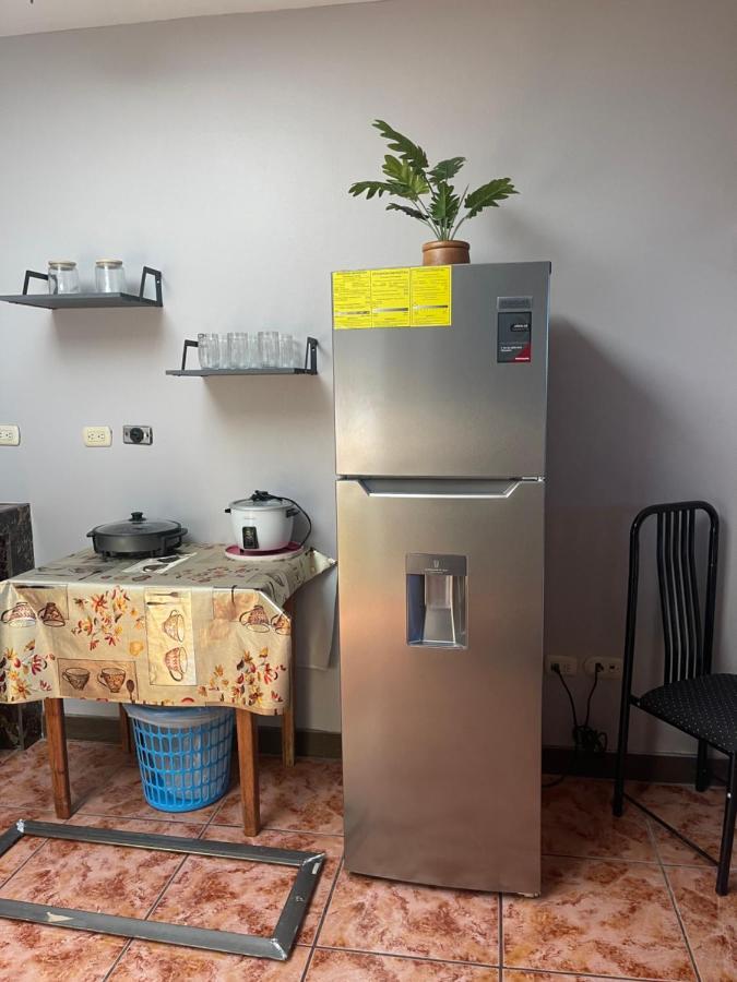 דירות Relax In Downtown Alajuela 5 Min Near The Airport מראה חיצוני תמונה
